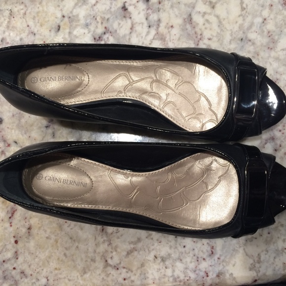 Giani Bernini Peep Shoe (Never worn) - Picture 1 of 4